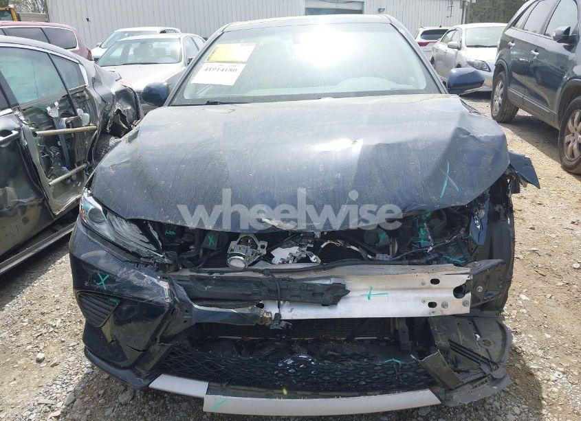 Photo 12 of 2019 Toyota Camry XSE (VIN 4T1B61HK5KU232460)