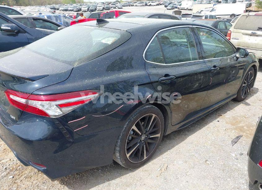 Photo 13 of 2019 Toyota Camry XSE (VIN 4T1B61HK5KU232460)