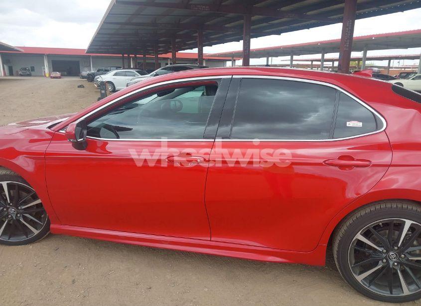 Photo 15 of 2019 Toyota Camry XSE (VIN 4T1B61HK5KU288320)