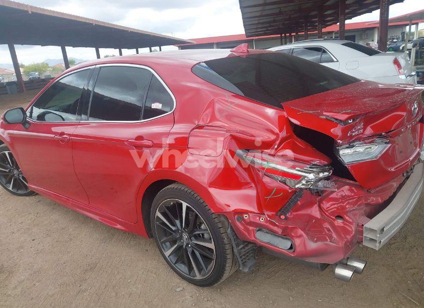 Photo 18 of 2019 Toyota Camry XSE (VIN 4T1B61HK5KU288320)