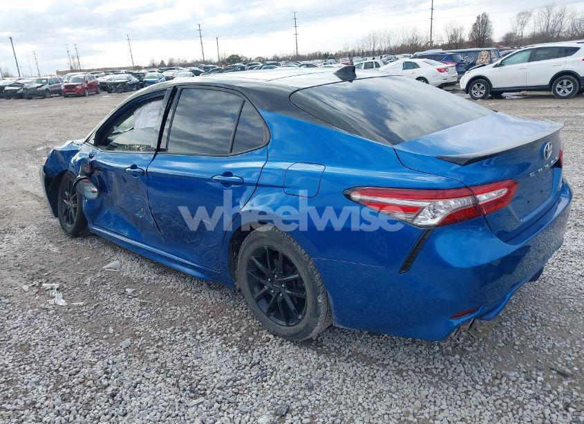 Photo 3 of 2019 Toyota Camry XSE (VIN 4T1B61HK5KU291864)