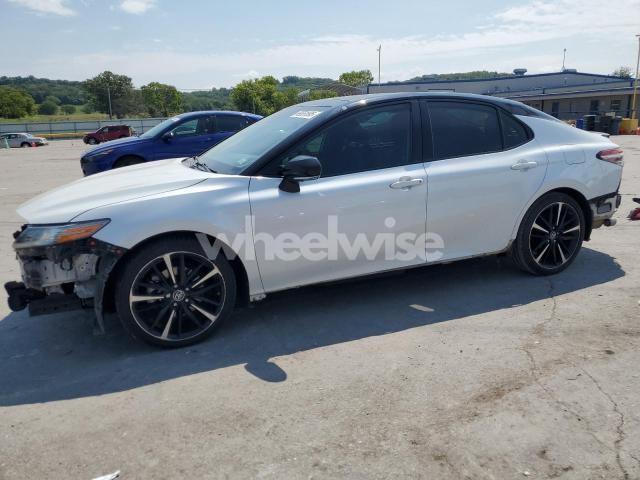 Photo 13 of 2019 TOYOTA CAMRY XSE (VIN 4T1B61HK5KU298314)