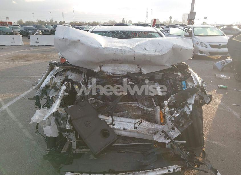 Photo 12 of 2019 Toyota Camry XSE (VIN 4T1B61HK5KU831410)