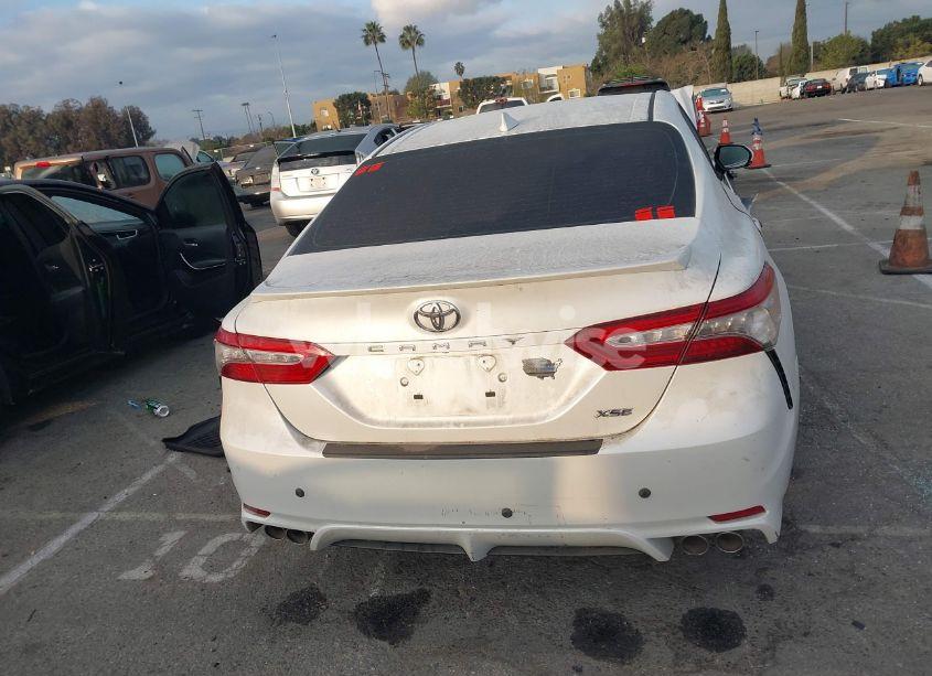 Photo 16 of 2019 Toyota Camry XSE (VIN 4T1B61HK5KU831410)