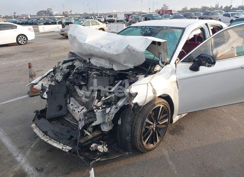 Photo 6 of 2019 Toyota Camry XSE (VIN 4T1B61HK5KU831410)