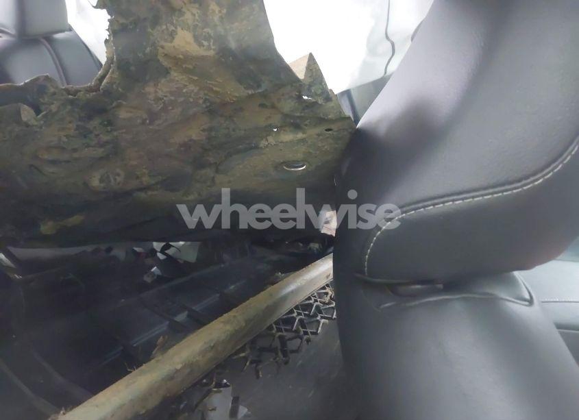 Photo 8 of 2018 Toyota Camry XSE (VIN 4T1B61HK6JU057960)