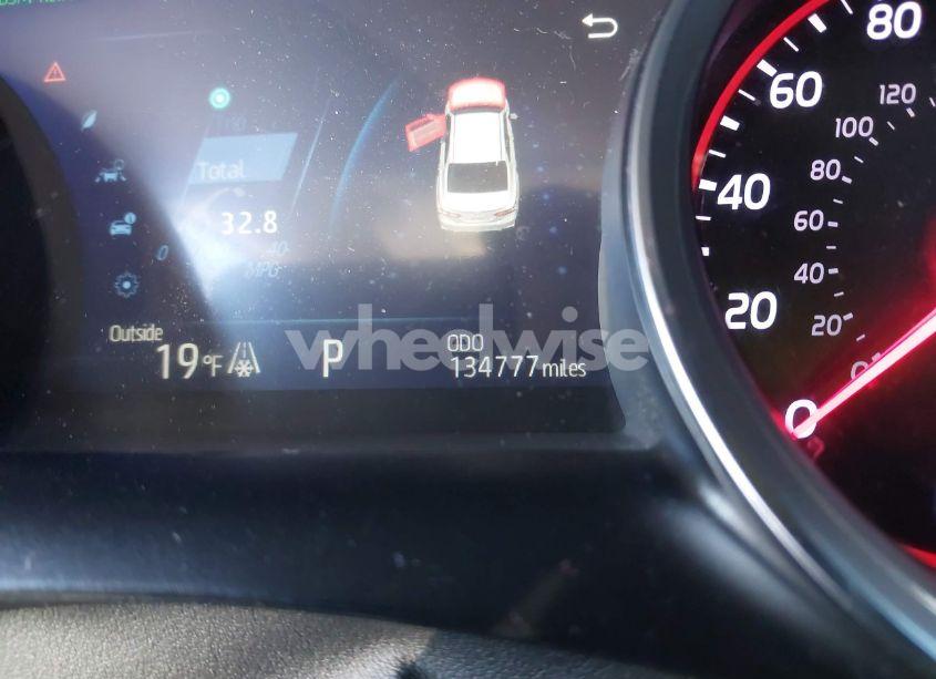 Photo 15 of 2018 Toyota Camry XSE (VIN 4T1B61HK6JU156097)