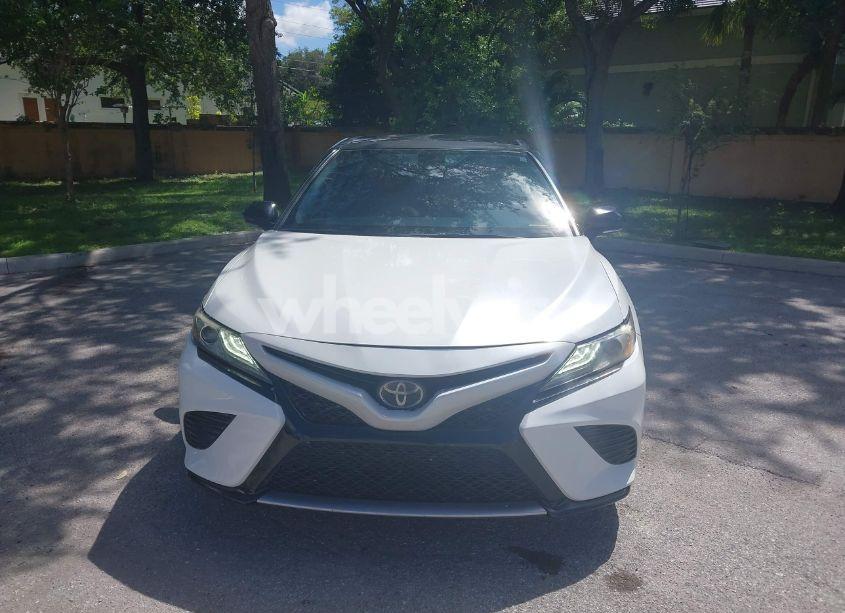 Photo 12 of 2019 Toyota Camry XSE (VIN 4T1B61HK6KU162080)