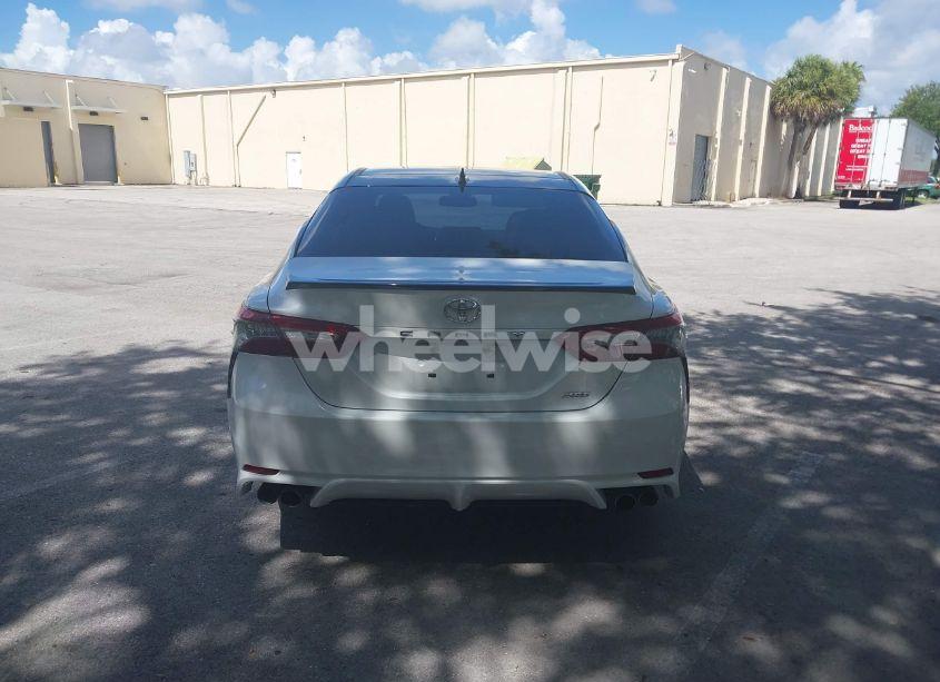 Photo 16 of 2019 Toyota Camry XSE (VIN 4T1B61HK6KU162080)