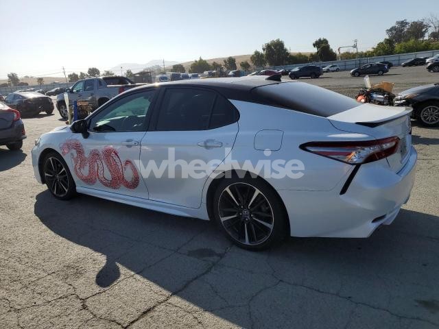 2019 TOYOTA CAMRY XSE (VIN 4T1B61HK6KU166372) main photo
