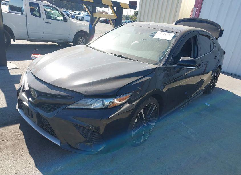 Photo 2 of 2019 Toyota Camry XSE (VIN 4T1B61HK6KU175167)