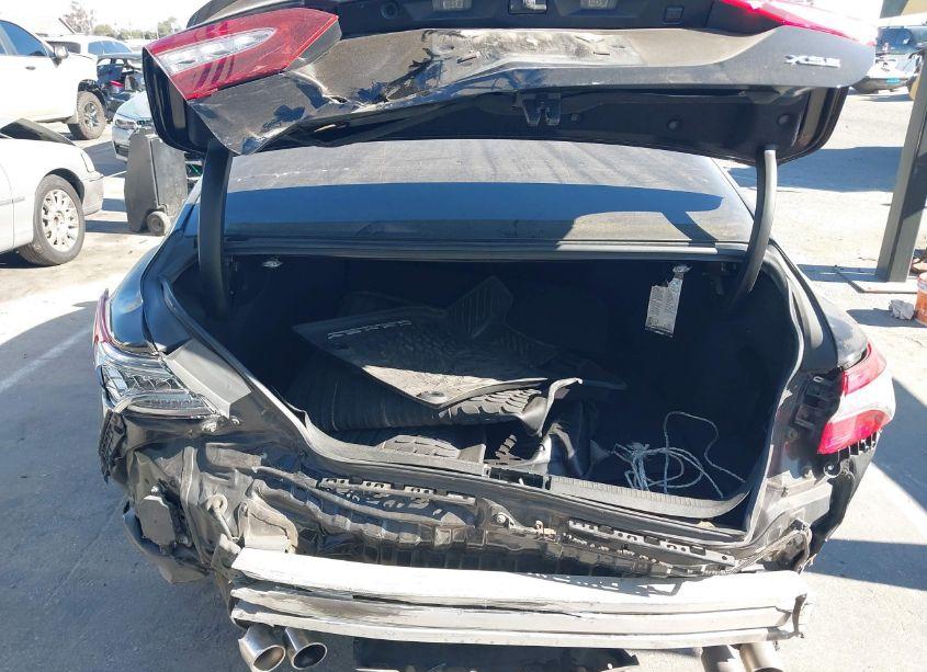 Photo 6 of 2019 Toyota Camry XSE (VIN 4T1B61HK6KU175167)
