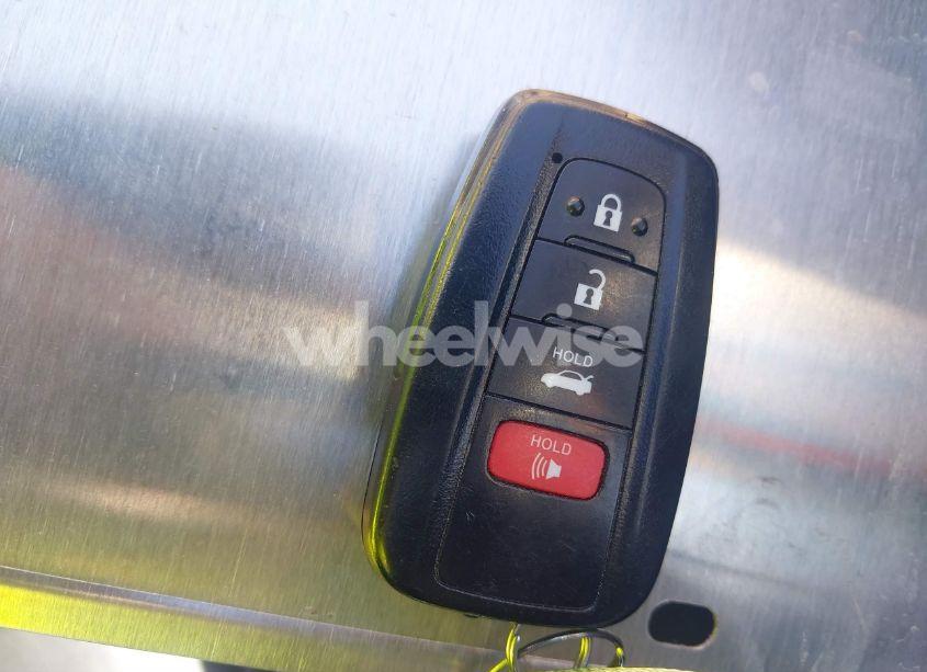 Photo 11 of 2019 Toyota Camry XSE (VIN 4T1B61HK6KU277861)