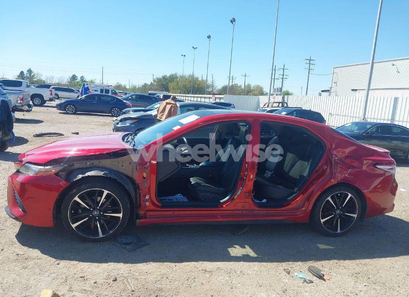 Photo 6 of 2019 Toyota Camry XSE (VIN 4T1B61HK6KU277861)