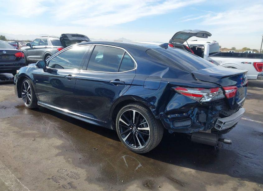 Photo 3 of 2019 Toyota Camry XSE (VIN 4T1B61HK6KU284955)