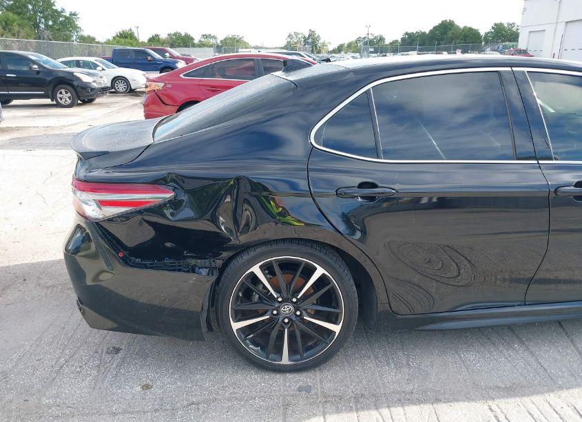 Photo 6 of 2019 Toyota Camry XSE (VIN 4T1B61HK6KU762341)