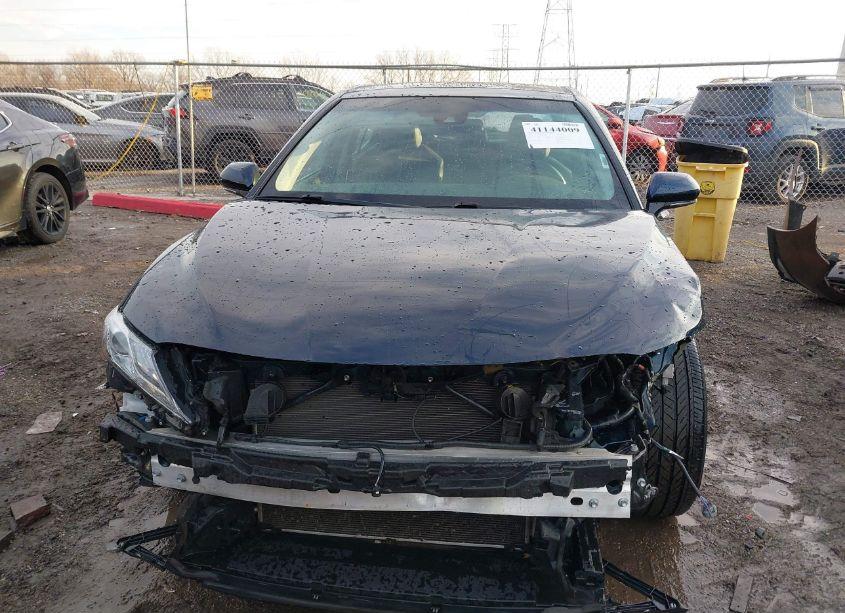 Photo 13 of 2019 Toyota Camry XSE (VIN 4T1B61HK6KU767331)