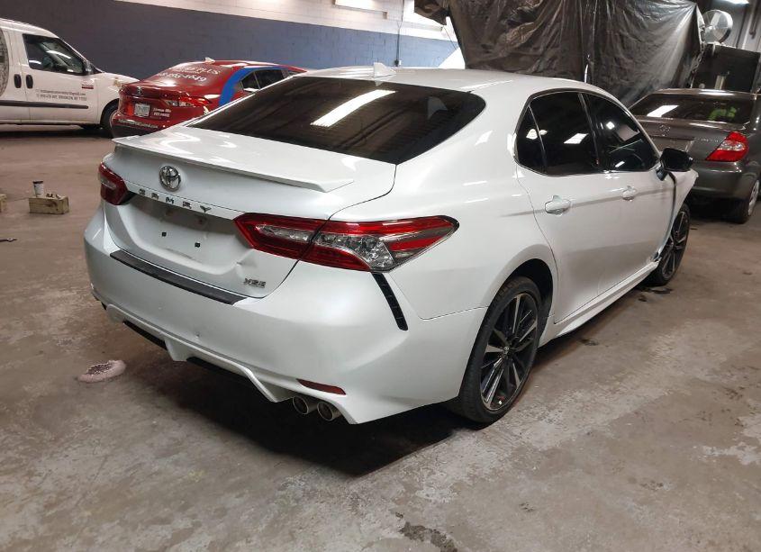 Photo 4 of 2019 Toyota Camry XSE (VIN 4T1B61HK6KU796490)