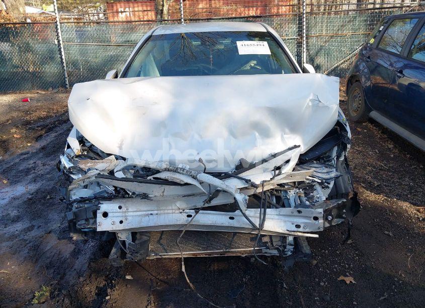 Photo 6 of 2018 Toyota Camry XSE (VIN 4T1B61HK7JU002076)