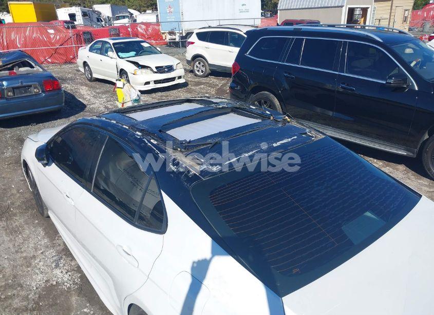 Photo 6 of 2018 Toyota Camry XSE (VIN 4T1B61HK7JU122346)