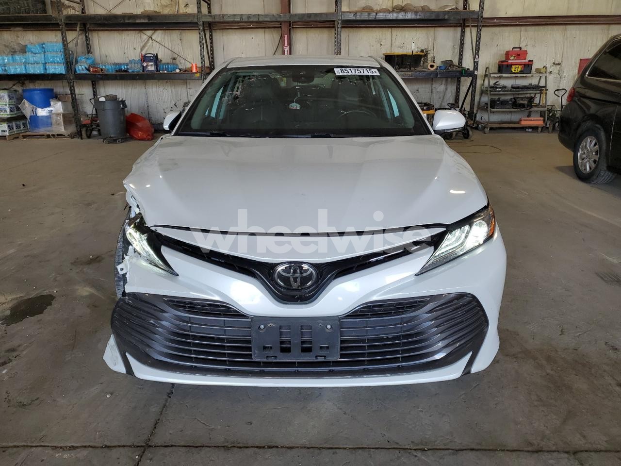 Photo 5 of 2019 TOYOTA CAMRY L (VIN 4T1B61HK7KU182063)