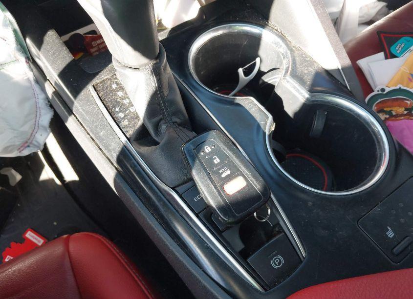 Photo 11 of 2019 Toyota Camry XSE (VIN 4T1B61HK7KU189322)