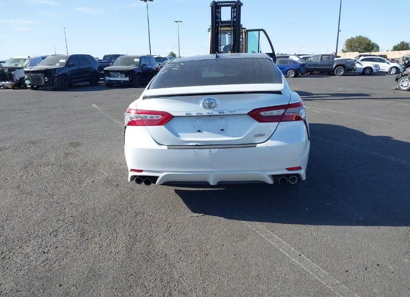 Photo 17 of 2019 Toyota Camry XSE (VIN 4T1B61HK7KU189322)
