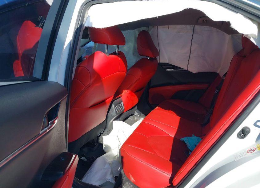 Photo 8 of 2019 Toyota Camry XSE (VIN 4T1B61HK7KU189322)