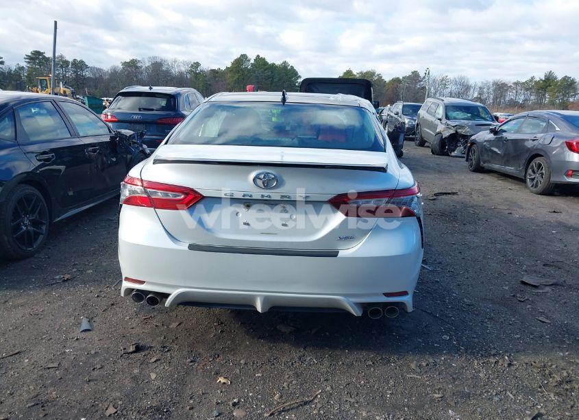 Photo 16 of 2019 Toyota Camry XSE (VIN 4T1B61HK7KU205566)