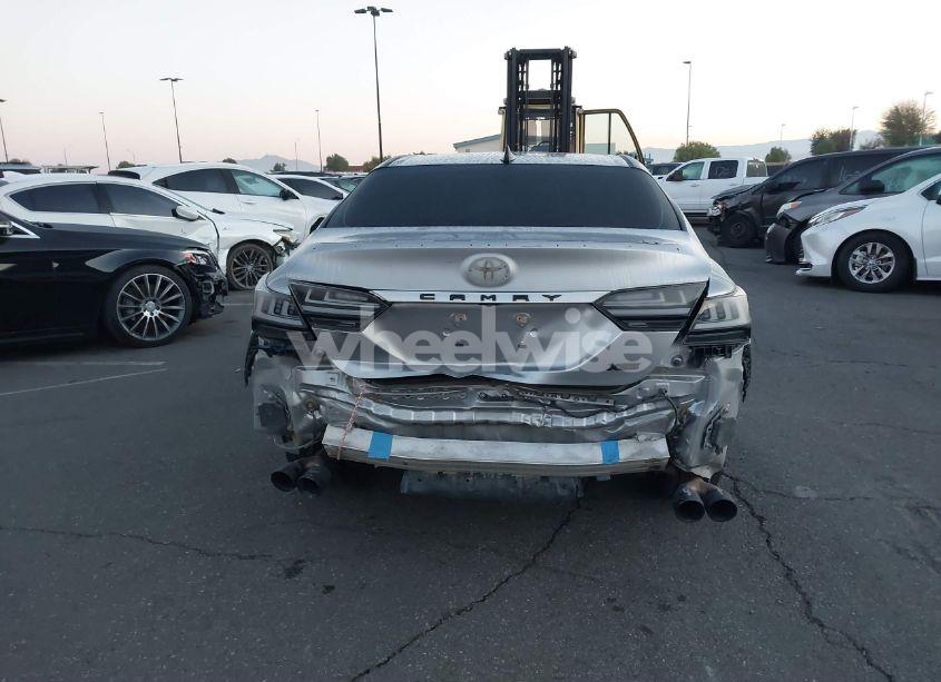 Photo 17 of 2019 Toyota Camry XSE (VIN 4T1B61HK7KU216129)