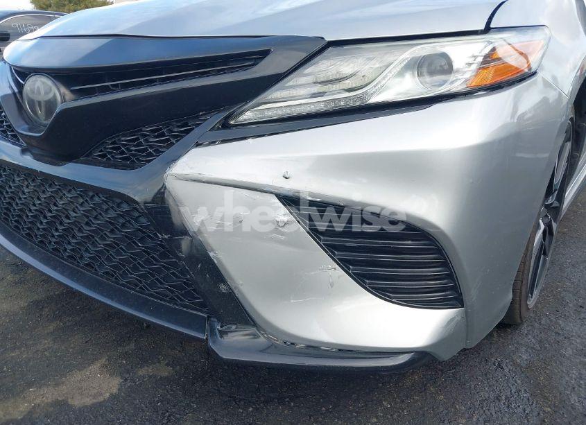 Photo 18 of 2019 Toyota Camry XSE (VIN 4T1B61HK7KU216129)