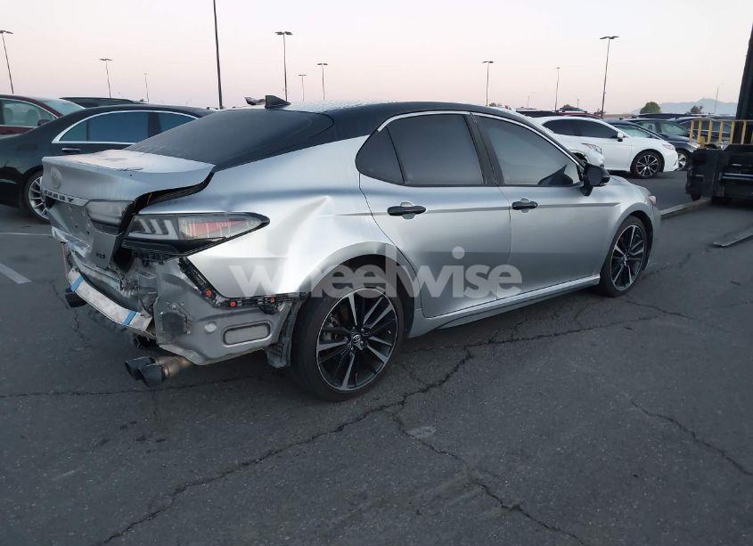 Photo 4 of 2019 Toyota Camry XSE (VIN 4T1B61HK7KU216129)
