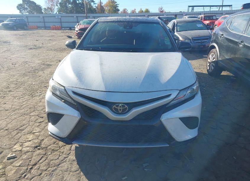 Photo 12 of 2019 Toyota Camry XSE (VIN 4T1B61HK7KU239796)