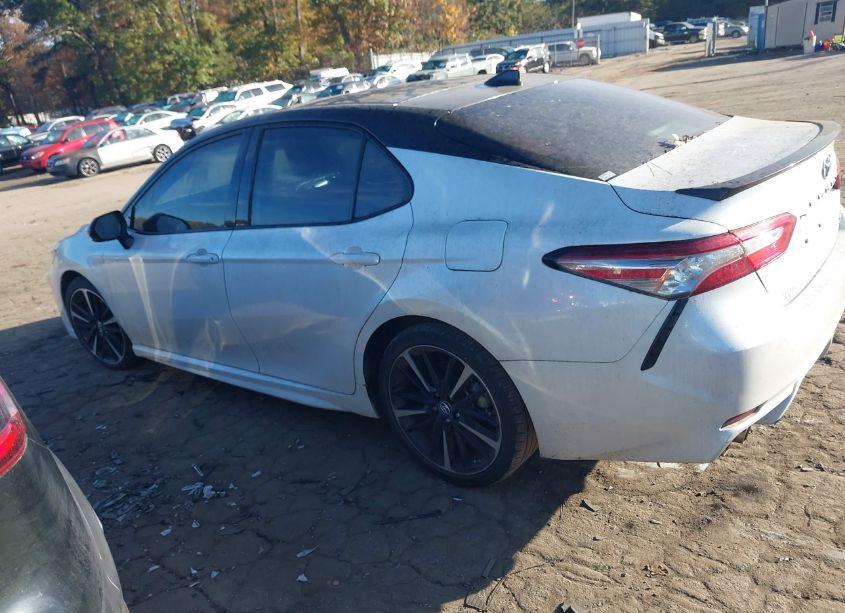 Photo 14 of 2019 Toyota Camry XSE (VIN 4T1B61HK7KU239796)