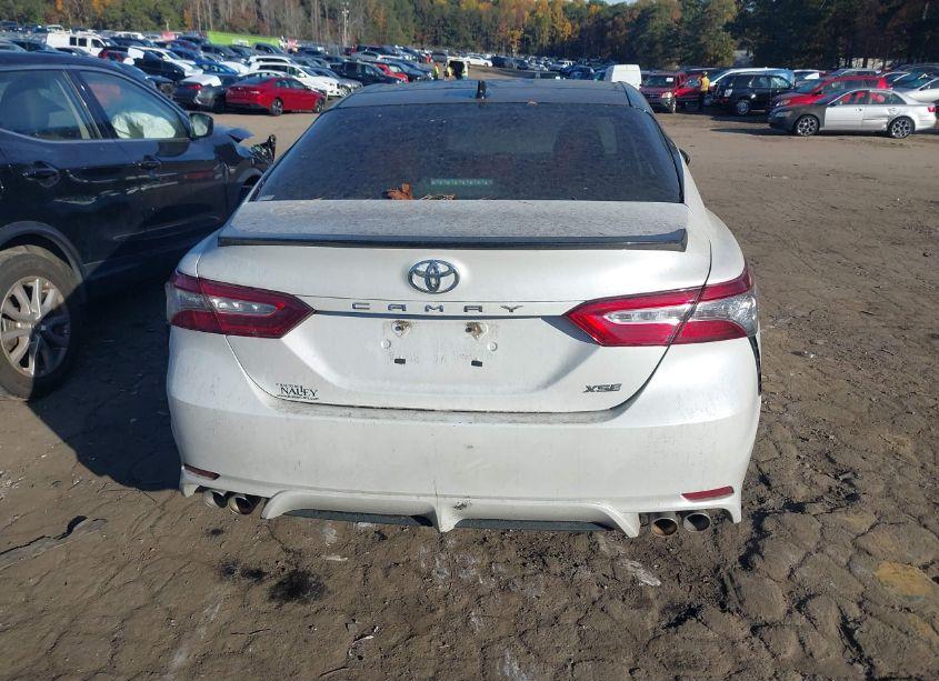 Photo 16 of 2019 Toyota Camry XSE (VIN 4T1B61HK7KU239796)