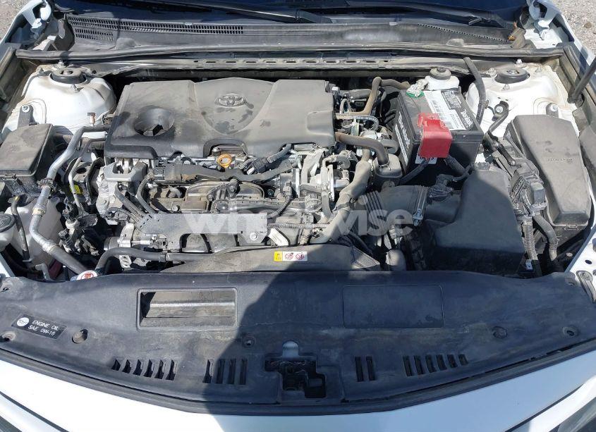 Photo 10 of 2019 Toyota Camry XSE (VIN 4T1B61HK7KU732877)