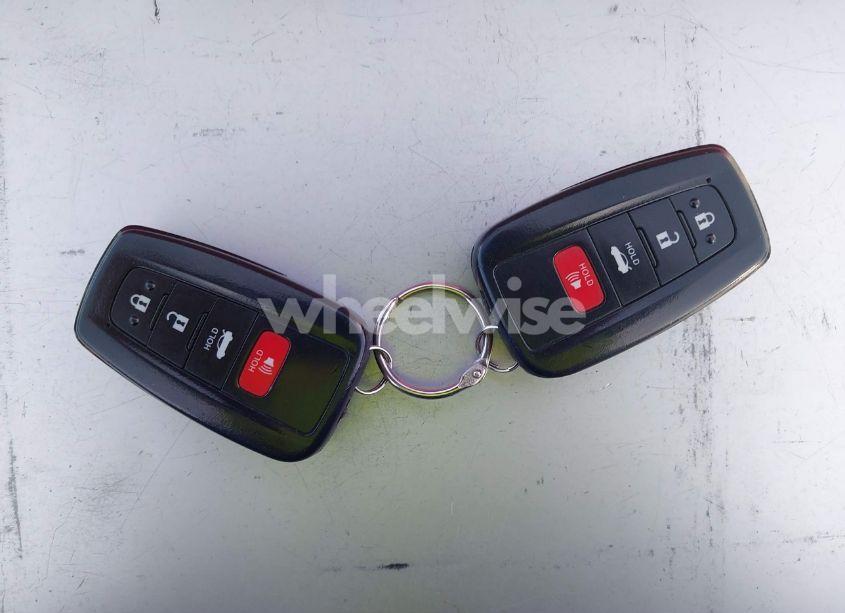 Photo 11 of 2019 Toyota Camry XSE (VIN 4T1B61HK7KU732877)