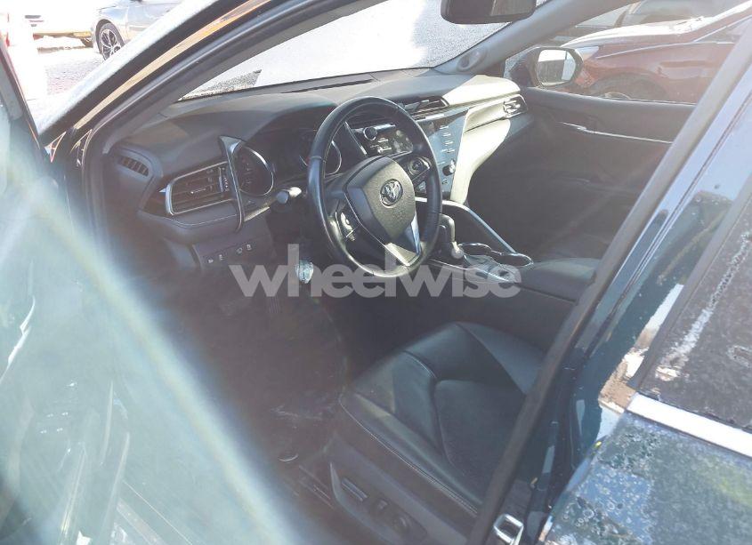 Photo 5 of 2019 Toyota Camry XSE (VIN 4T1B61HK7KU771341)