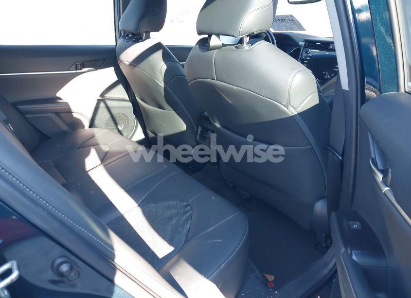 Photo 8 of 2019 Toyota Camry XSE (VIN 4T1B61HK7KU771341)