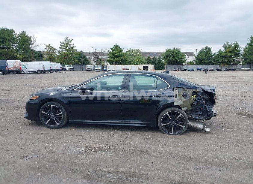 Photo 14 of 2019 Toyota Camry XSE (VIN 4T1B61HK7KU827181)