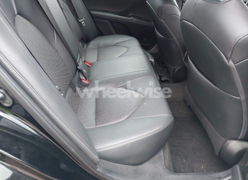 Photo 8 of 2019 Toyota Camry XSE (VIN 4T1B61HK7KU827181)