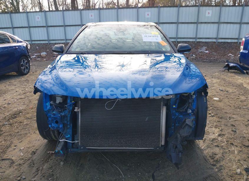 Photo 13 of 2019 Toyota Camry XSE (VIN 4T1B61HK8KU220089)