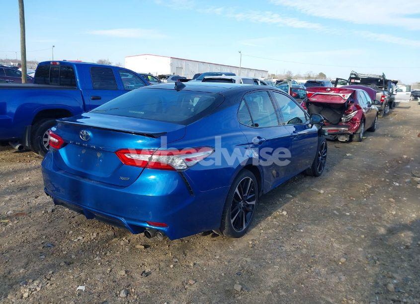 Photo 4 of 2019 Toyota Camry XSE (VIN 4T1B61HK8KU220089)