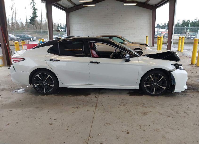 Photo 13 of 2019 Toyota Camry XSE (VIN 4T1B61HK8KU295665)