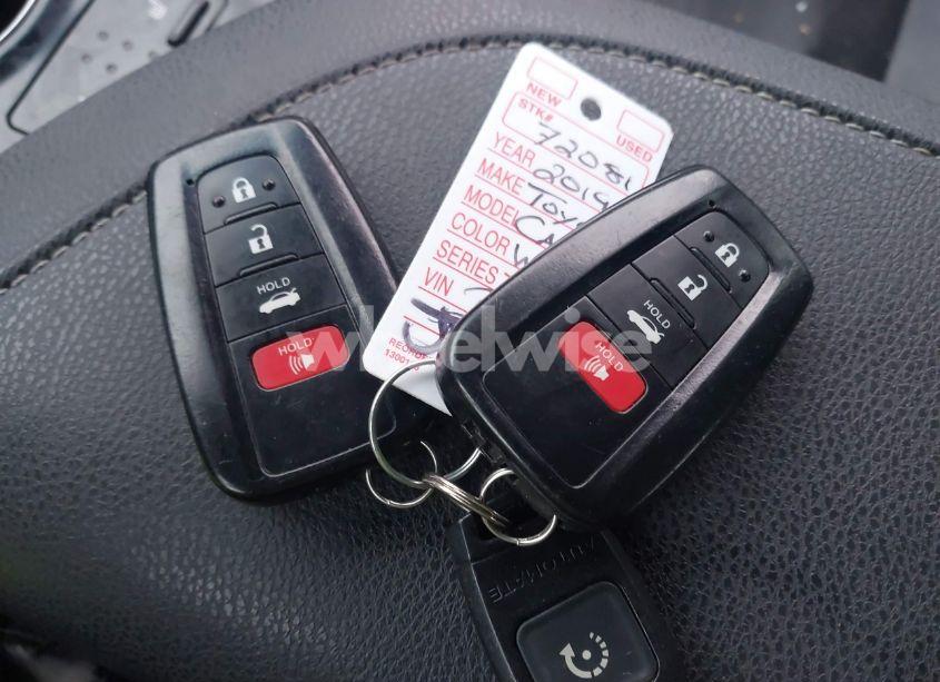 Photo 11 of 2019 Toyota Camry XSE (VIN 4T1B61HK8KU740633)