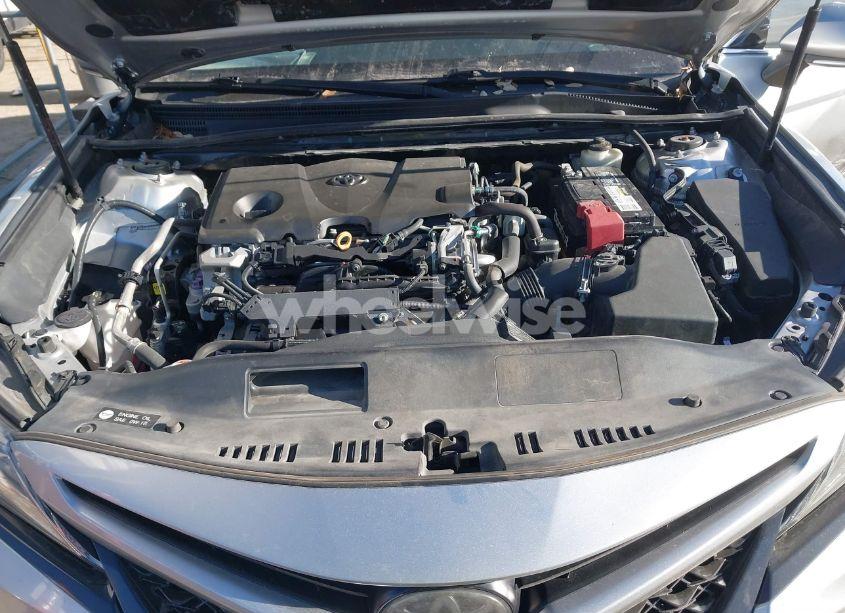 Photo 10 of 2018 Toyota Camry XSE (VIN 4T1B61HK9JU115222)