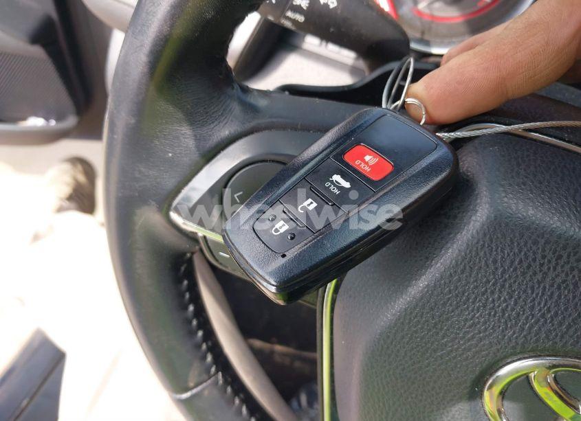 Photo 11 of 2018 Toyota Camry XSE (VIN 4T1B61HK9JU588120)