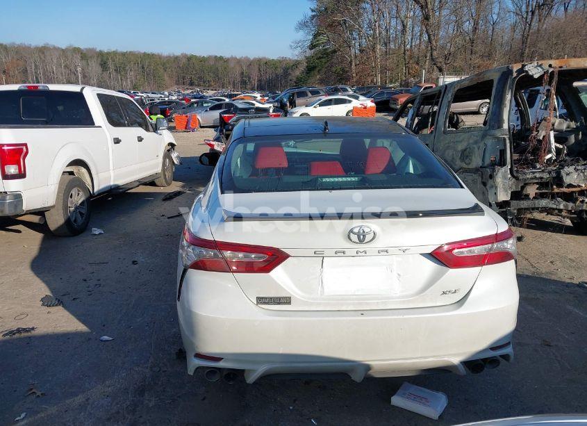 Photo 17 of 2019 Toyota Camry XSE (VIN 4T1B61HK9KU296114)