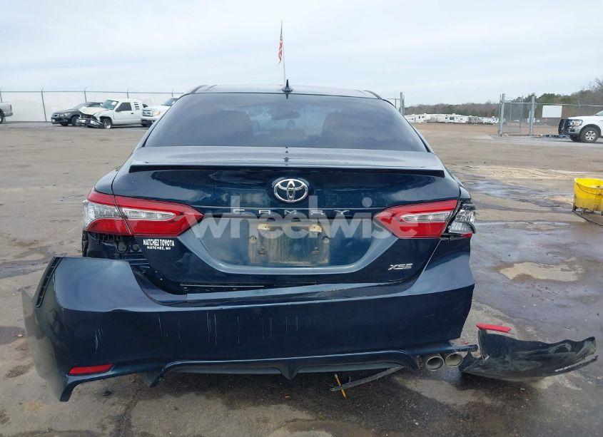 Photo 16 of 2019 Toyota Camry XSE (VIN 4T1B61HK9KU710704)