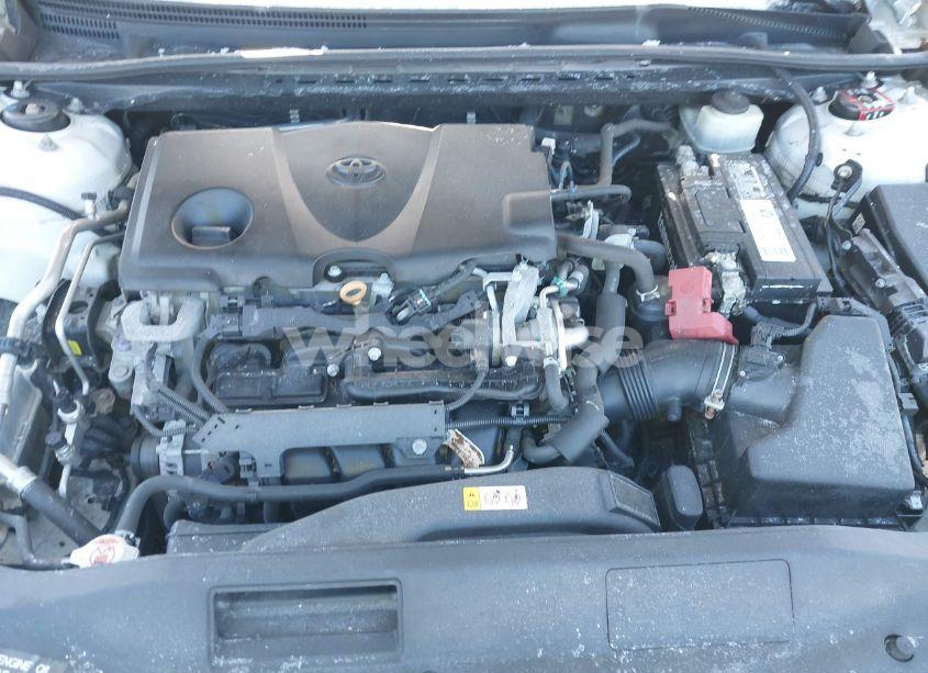 Photo 10 of 2018 Toyota Camry XSE (VIN 4T1B61HKXJU124253)